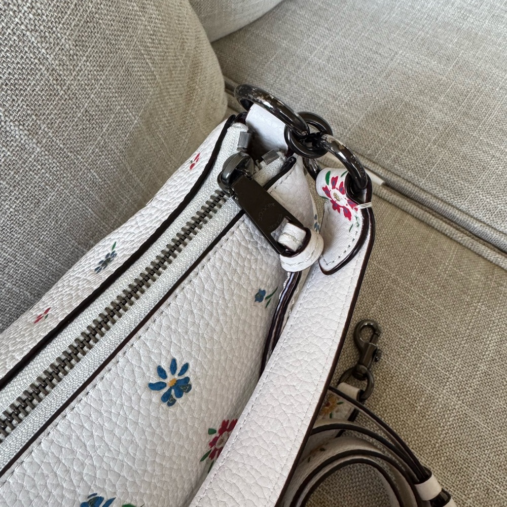 Coach Shay Crossbody Bag With Wildflower Print pebbled leather - Picture 12 of 17